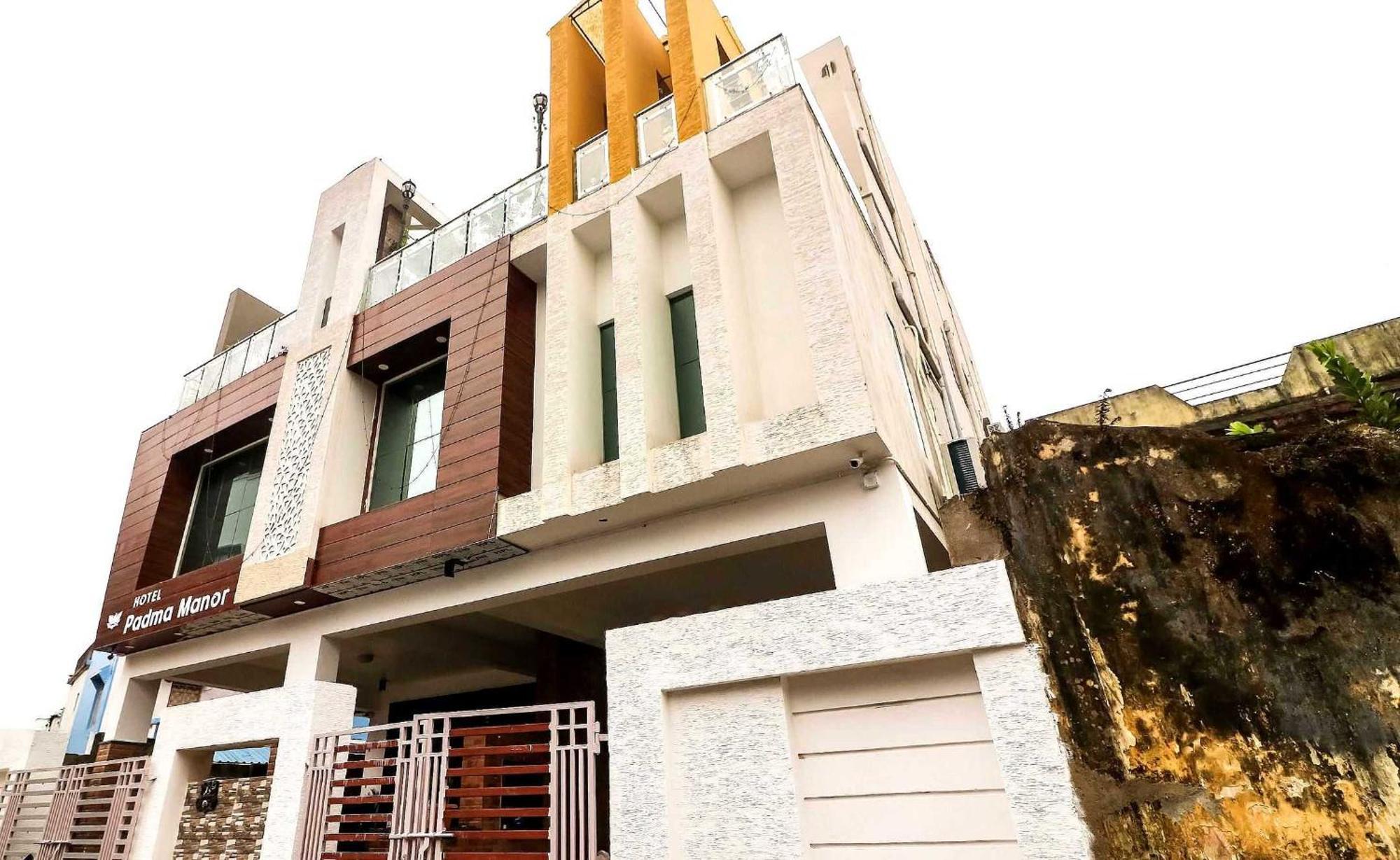 Super Hotel O Padma Manor Brahmapur Extérieur photo