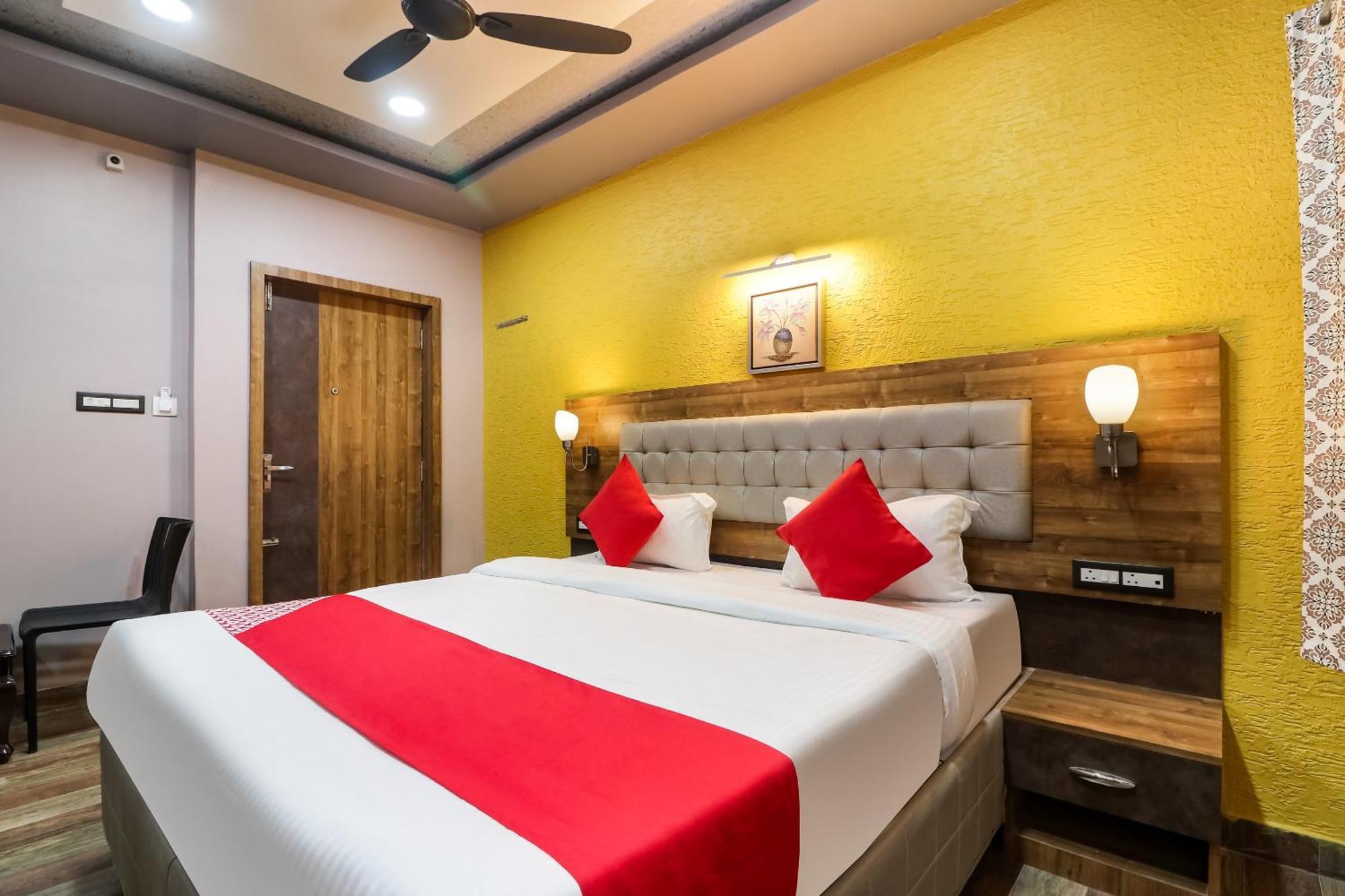 Super Hotel O Padma Manor Brahmapur Extérieur photo