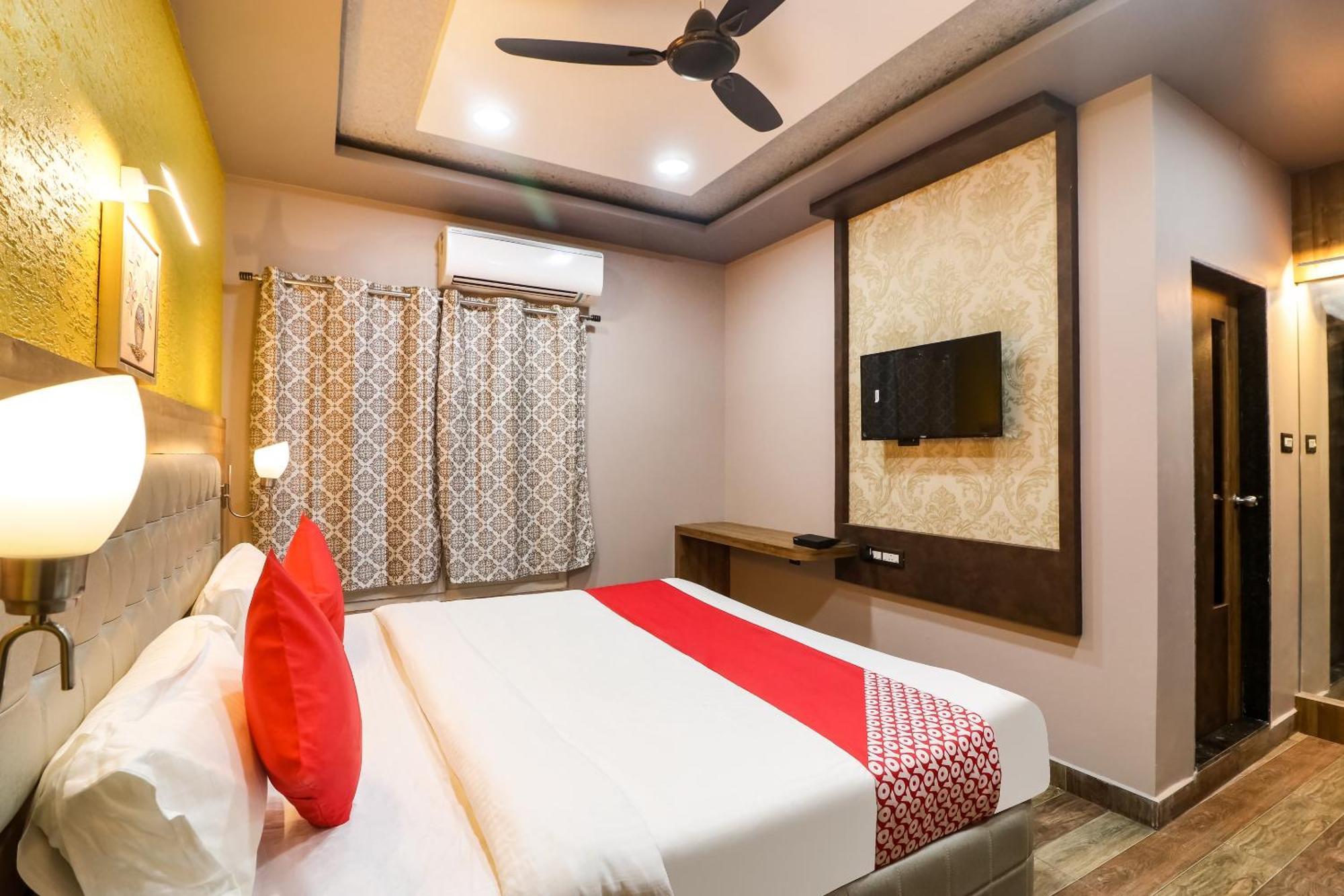 Super Hotel O Padma Manor Brahmapur Extérieur photo