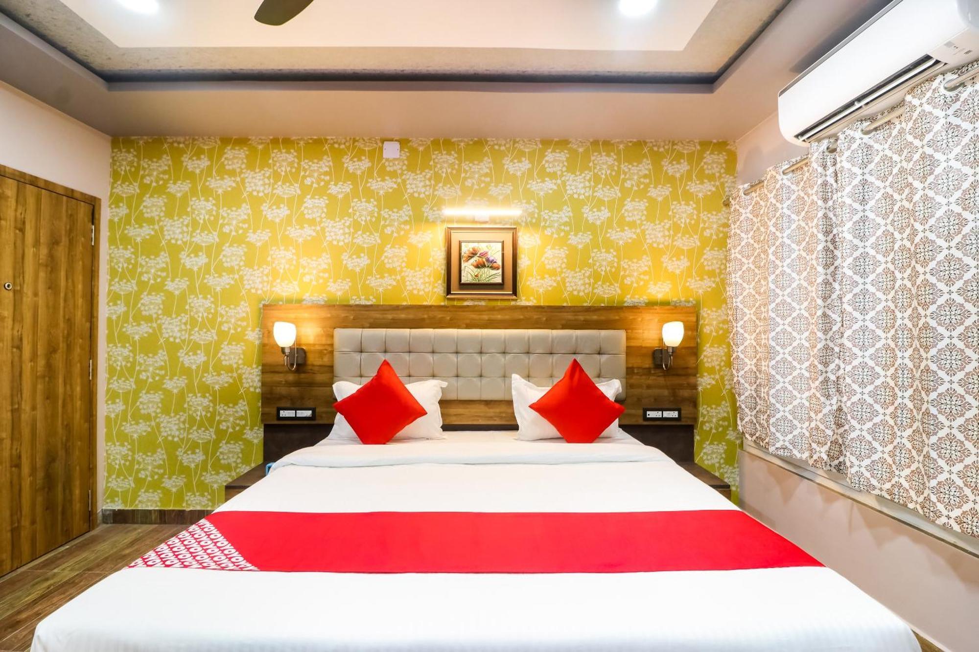 Super Hotel O Padma Manor Brahmapur Extérieur photo