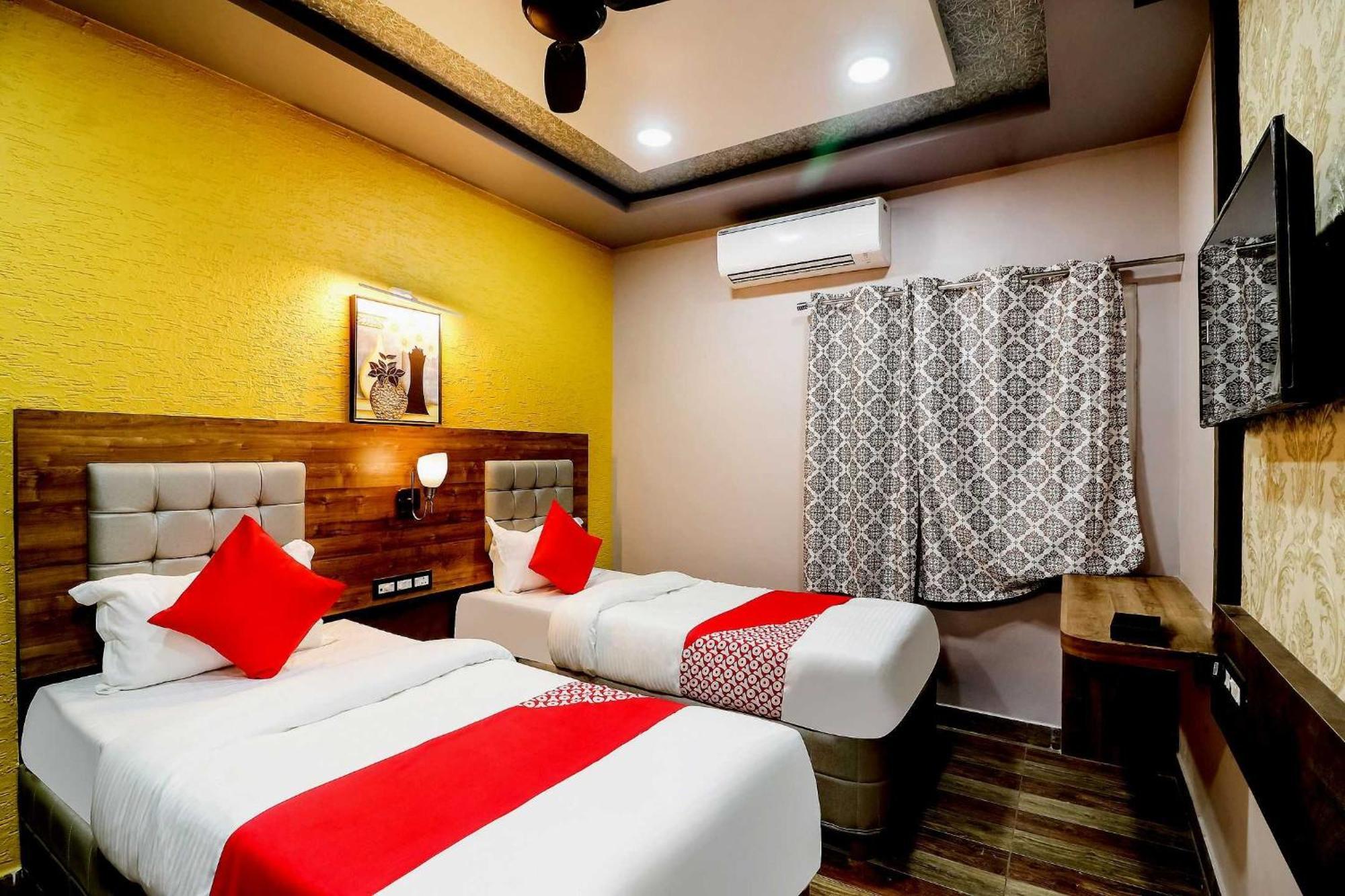 Super Hotel O Padma Manor Brahmapur Extérieur photo