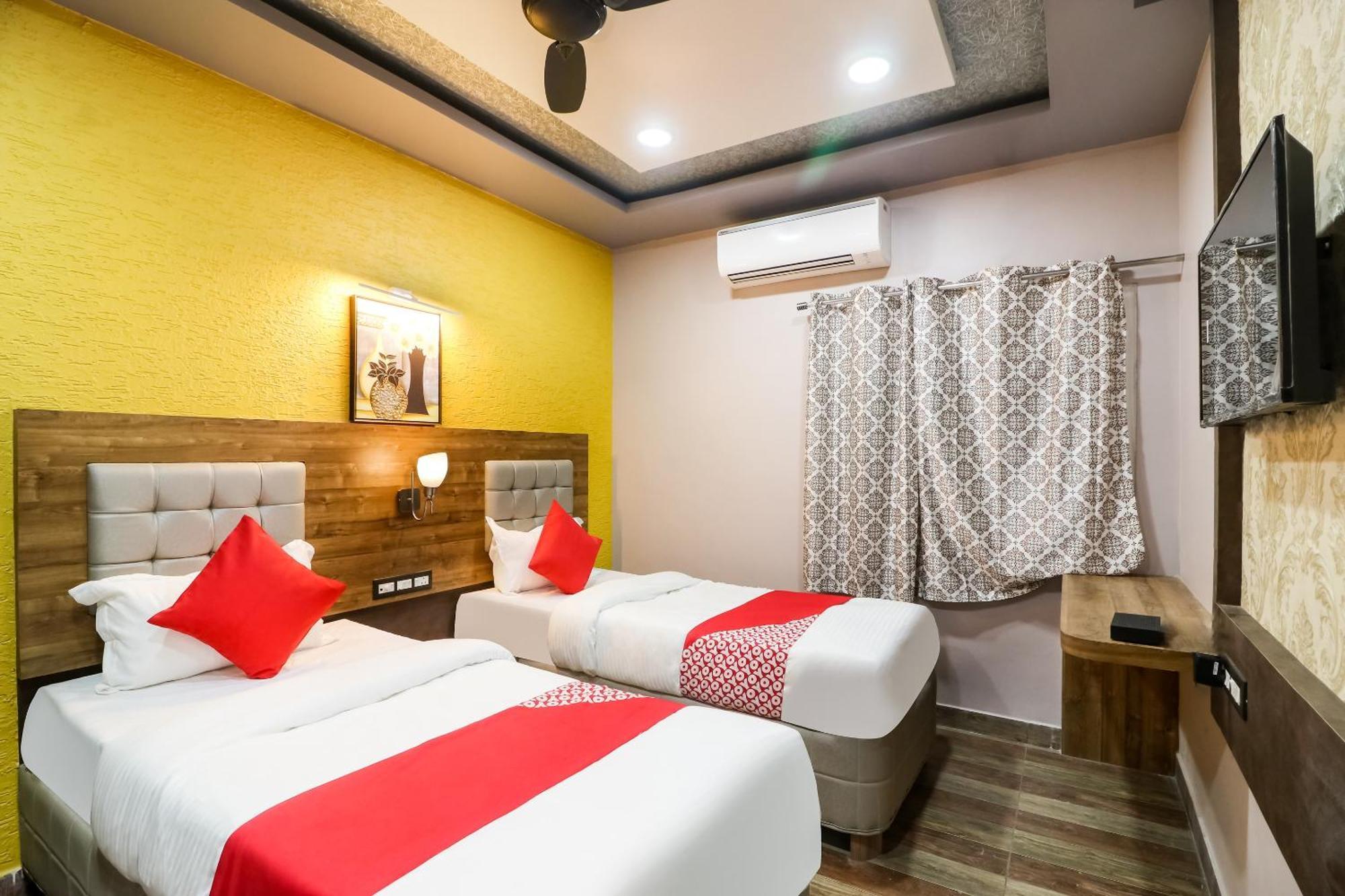 Super Hotel O Padma Manor Brahmapur Extérieur photo