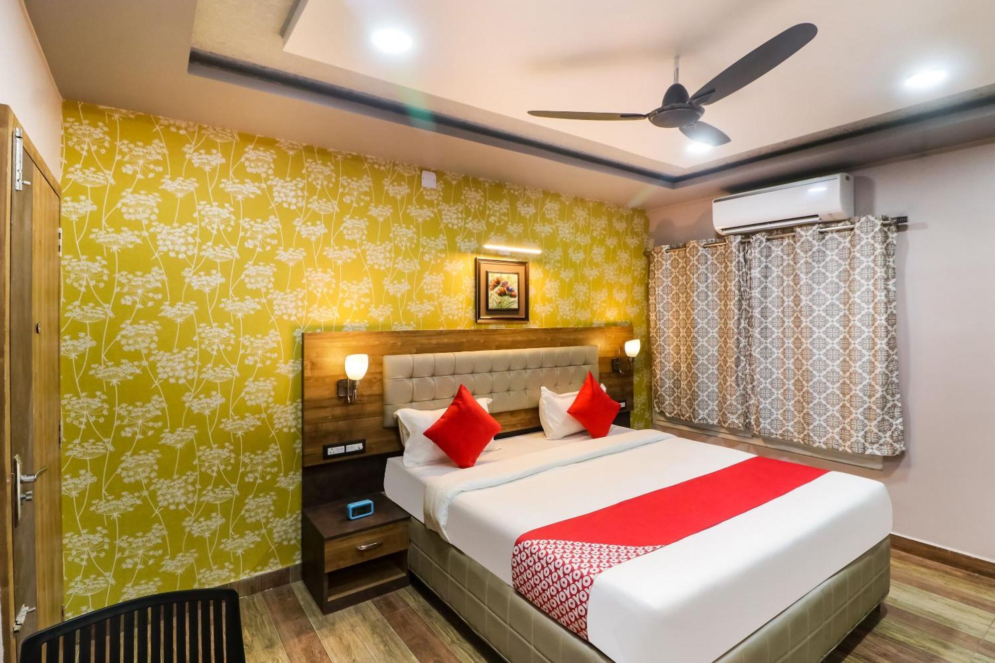 Super Hotel O Padma Manor Brahmapur Extérieur photo